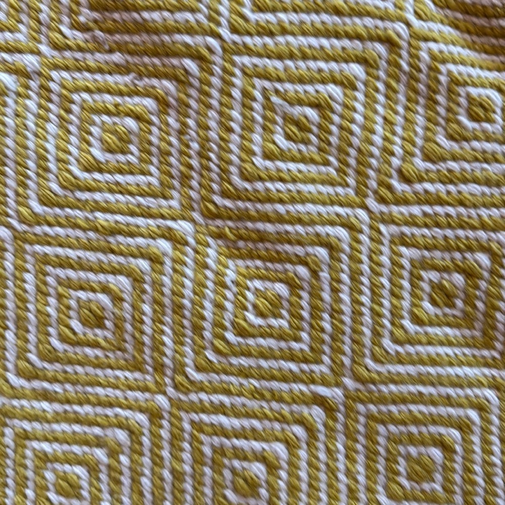 Area rug - Picture 3 of 3